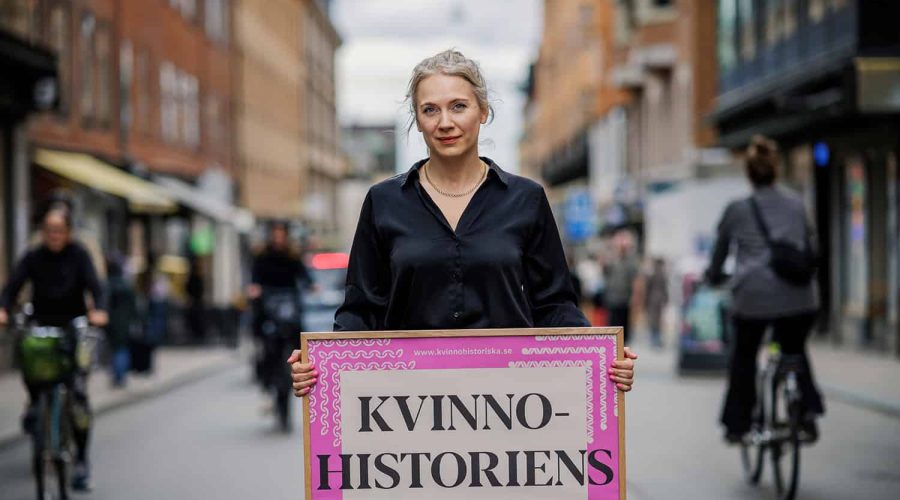 Anna Tascha Larsson Foto Jonas Eng 002_red 20240612 Stockholm.
Anna Tascha Larsson, museichef på Stockholms Kvinnohistoriska.
Foto: Jonas Eng