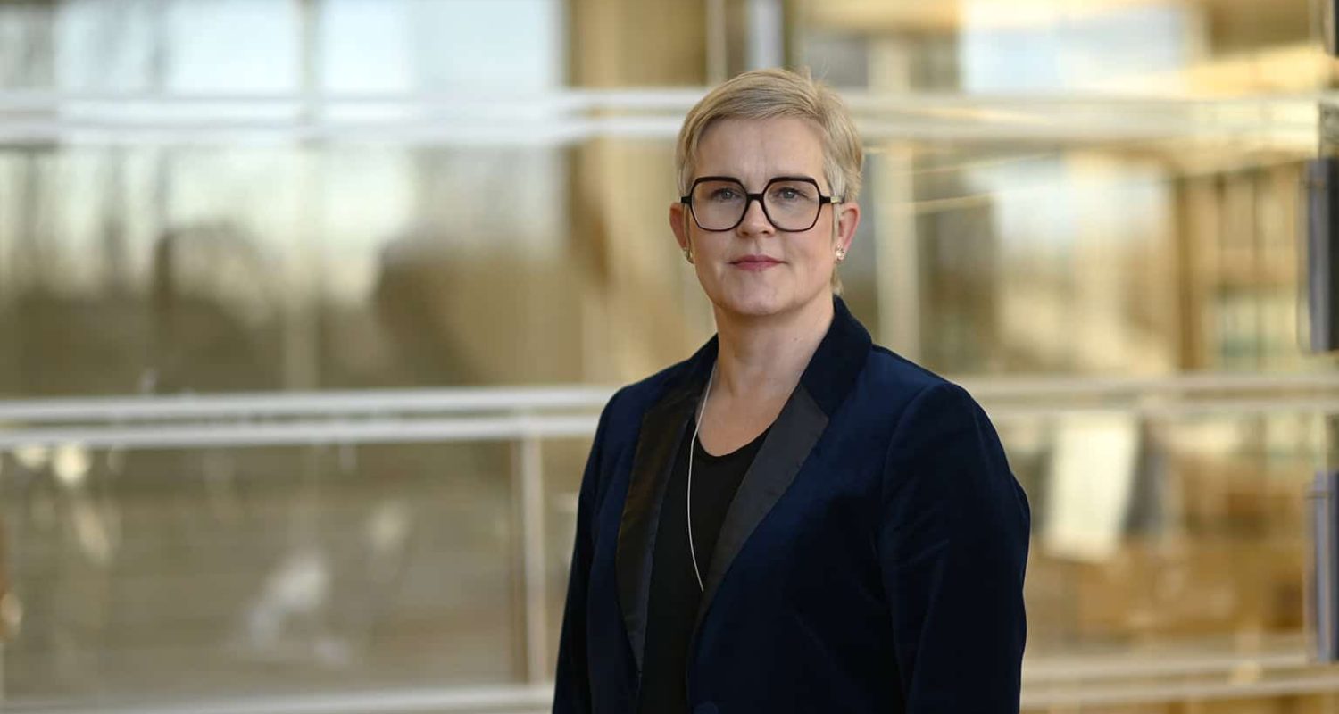 webb-karin-aström-iko_liggande_foto-jenny-odell~__H Karin Åström Iko